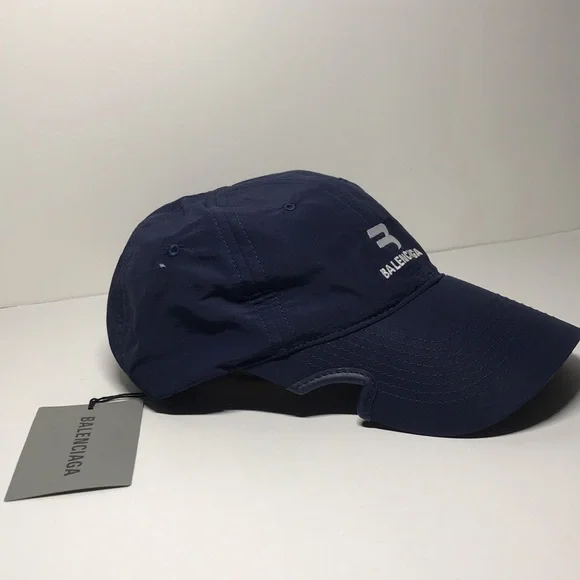 New Authentic BALENCIAGA B Logo Embroidered Baseball Cap  display picture 3